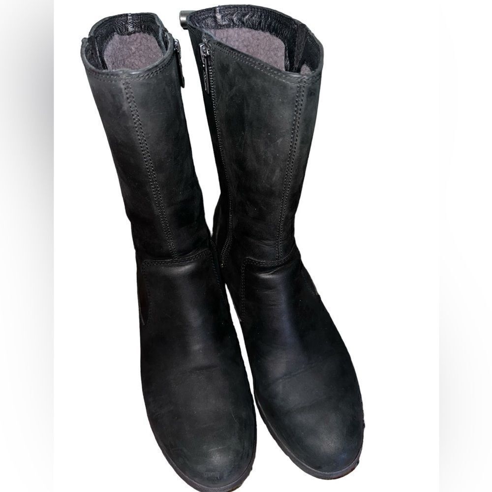UGG Joely Black Leather Wedge Rain Boots sz 10 like new